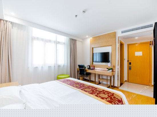 1.8米床豪华大床房