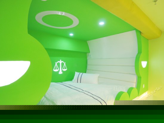 奇幻星空小窗复式套房