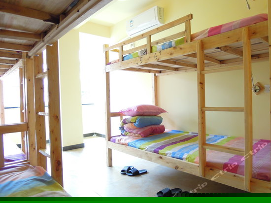 女生六人间空调（床位房）