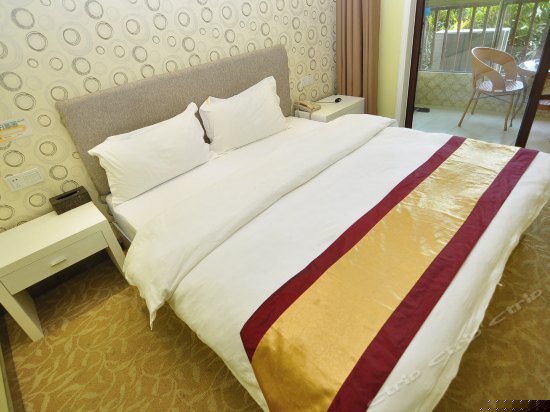 山景精品大床房