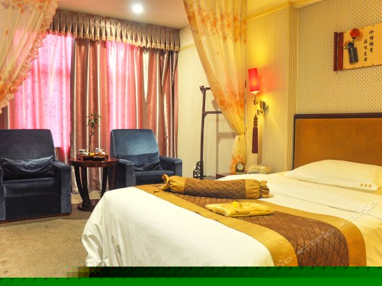 西楼豪华标间