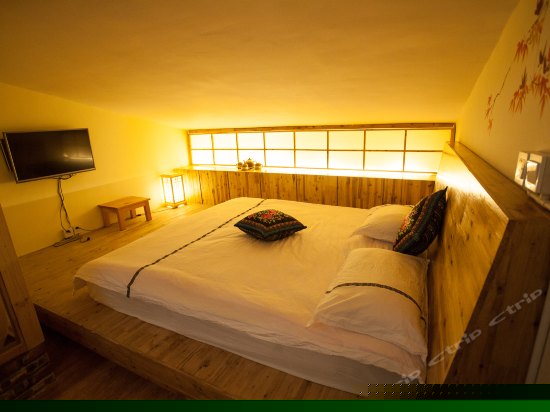 榻榻米空调大床房