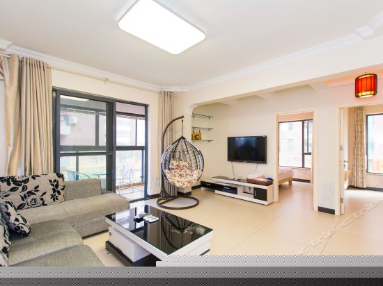 现代简约套房2房1厅