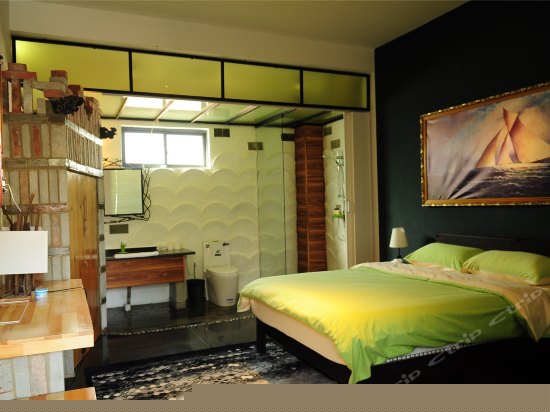 美式经典花园大床房