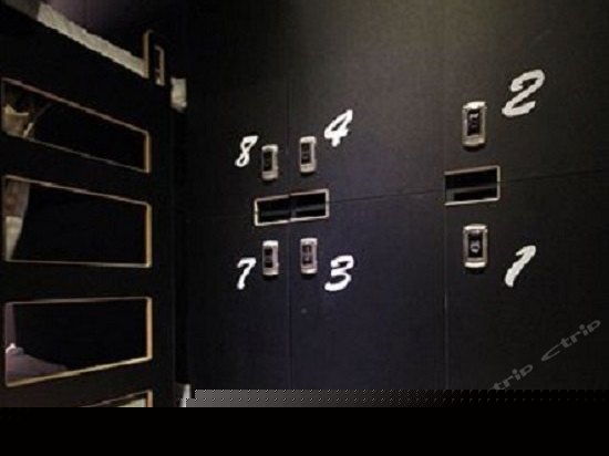 背包客共享宿舍（双人床位房）（无窗）