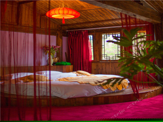 浪漫观景蜜月房