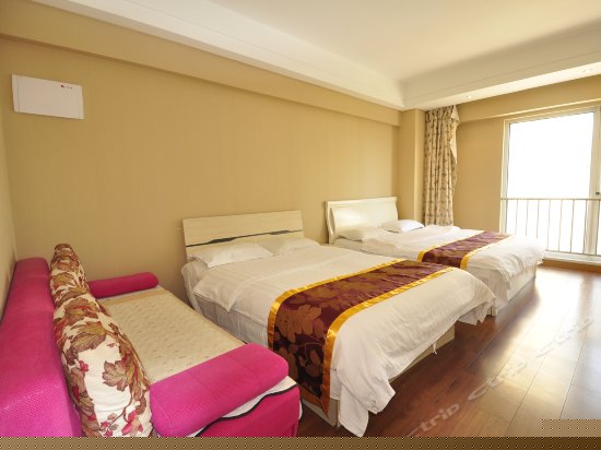 豪华海景四人房