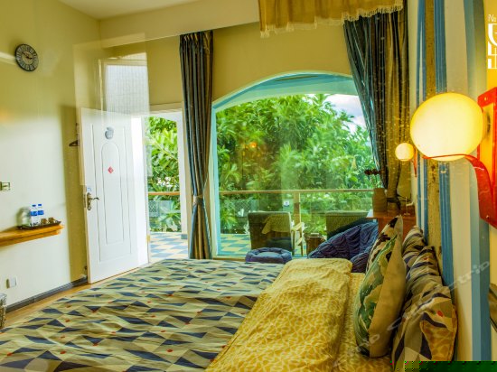 二楼特惠海景大床房