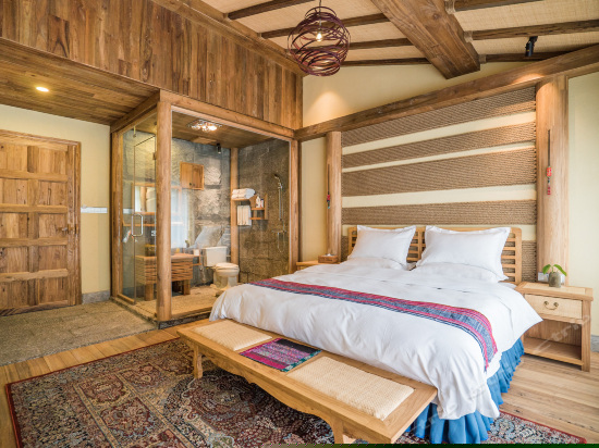 月吟海景豪华大床