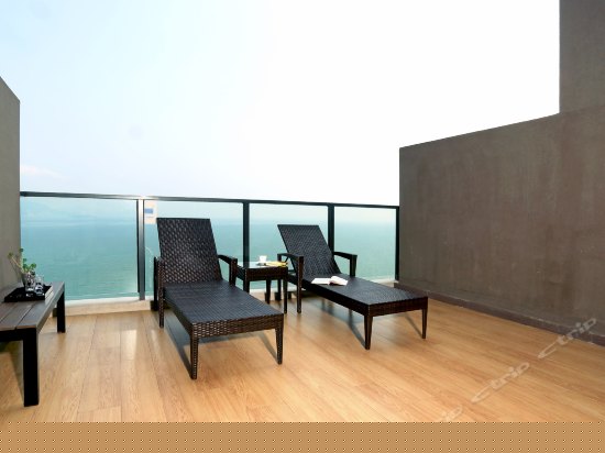 奢阔海景复式套间