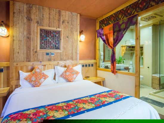 白族特色大床房