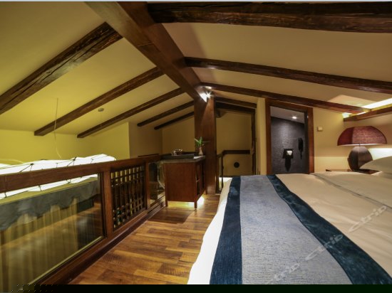 藏式风情极致奢华复式套房