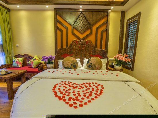 2号院豪华圆床房