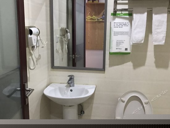 标准单人房(无窗)