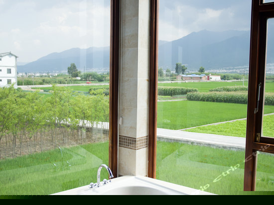 雨水高级田园大床房