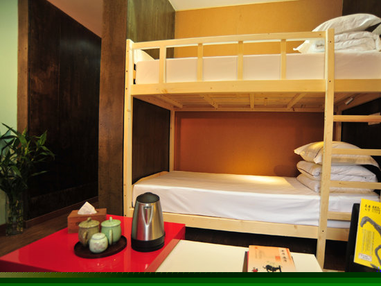 南院幽兰青旅间（无窗）