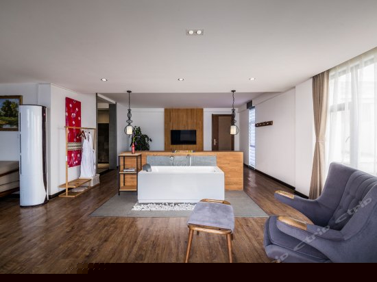 超级海景大床房