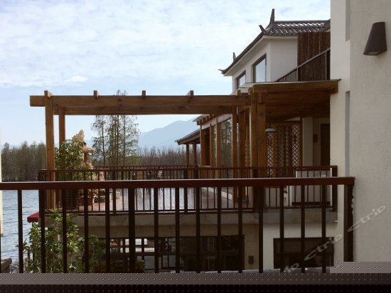 浮生闲家庭侧海景大套房