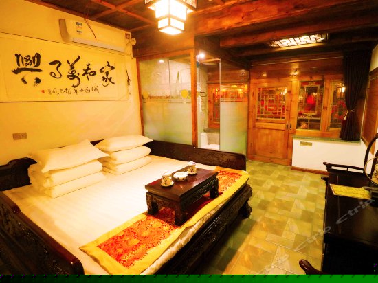 古典红木罗汉床房