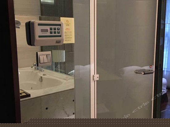 泰式豪华大床房