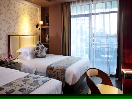 清晨的咖啡家庭房