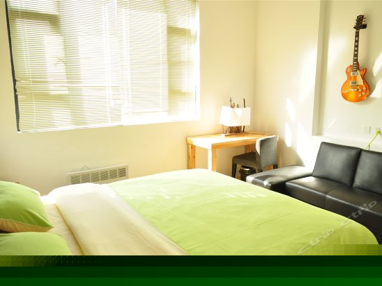 美式景观大床房