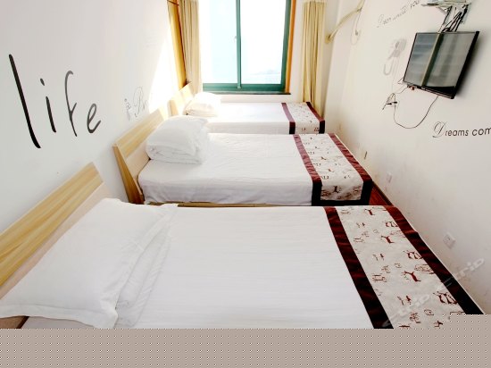 海景三人标准间