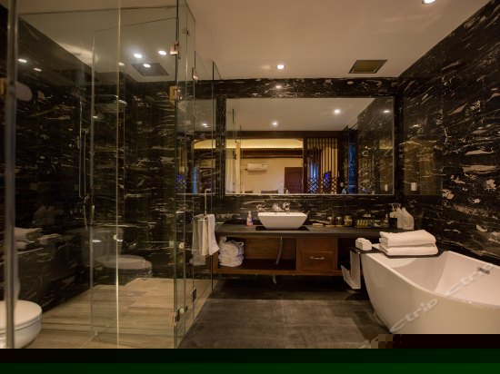 小桥流水观景房