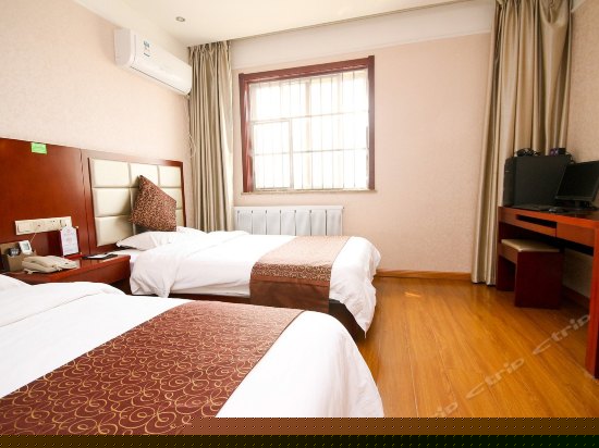 标准双床房