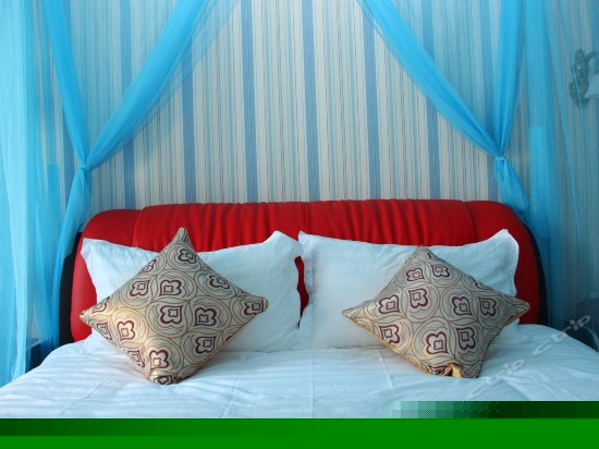 豪华江景大床房