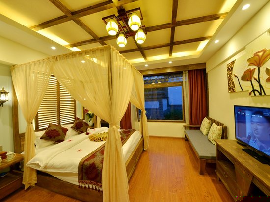 豪华观景浴缸房