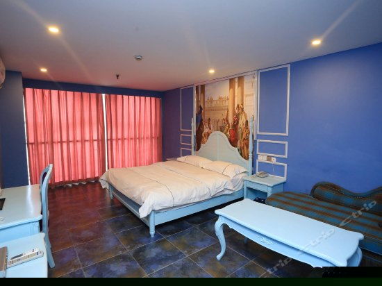 简欧舒适大床房(无窗)