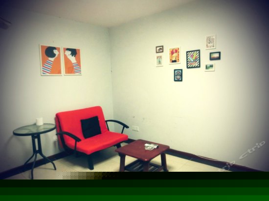 新青年现代大床房