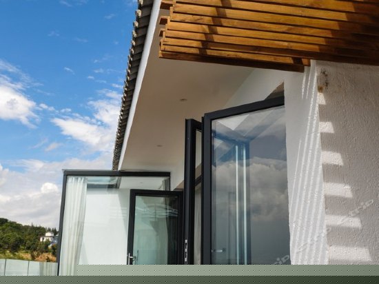 嘉年（海景大床房）