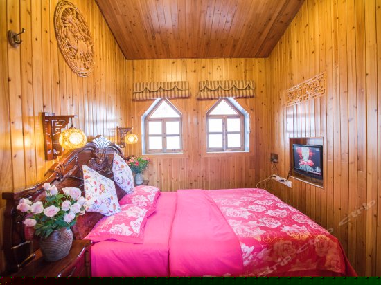 二楼豪华大床房