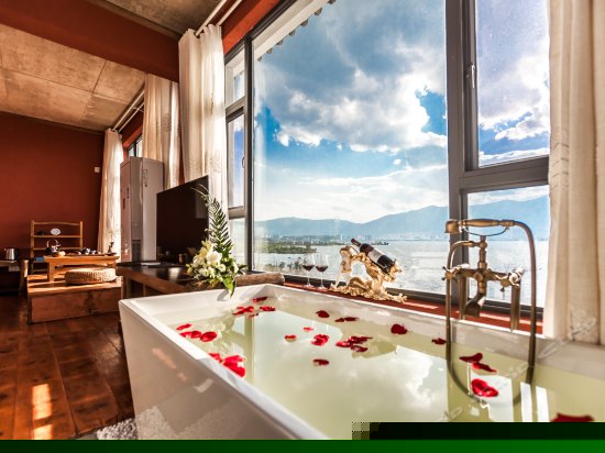 观沧海原创海景套房