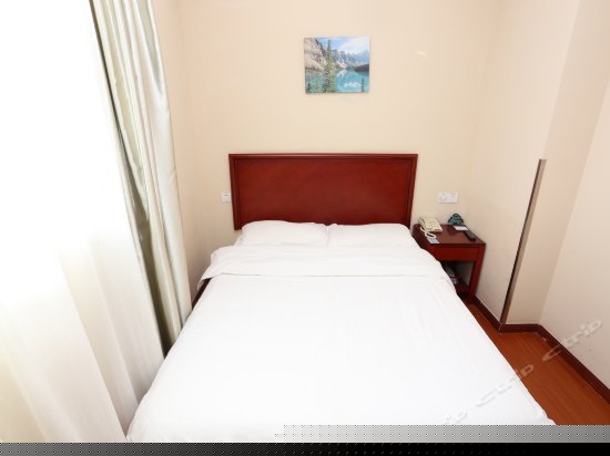 1.5米景观大床房