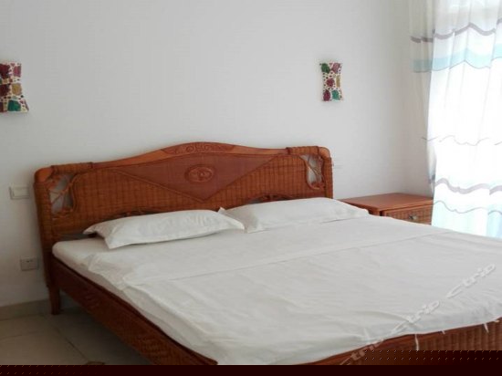 豪华亲海园景套（一房一厅）