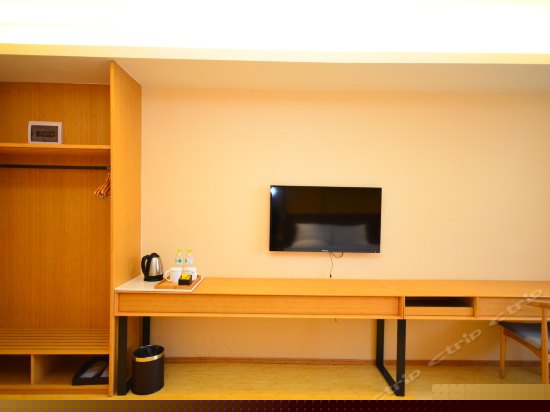 零压-商务大床房