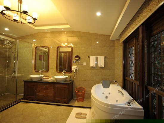 精美古宅雅致套房