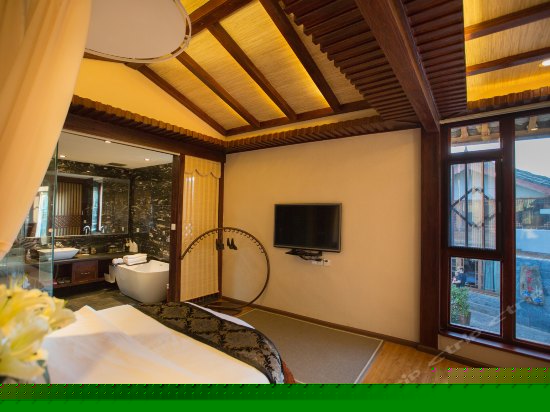 小桥流水观景房