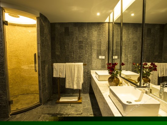 浪漫豪华海景大床房