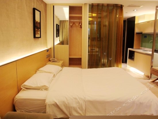 栈桥海景大床房