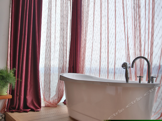 豪华海景家庭套房