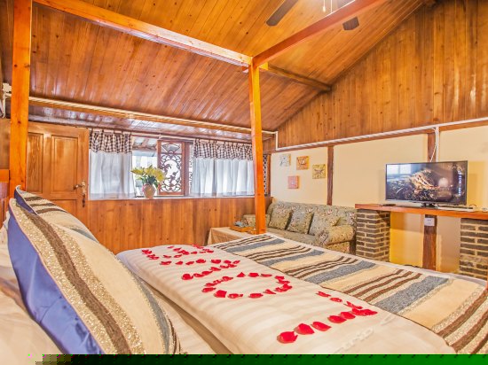 红尘梦豪华大床房