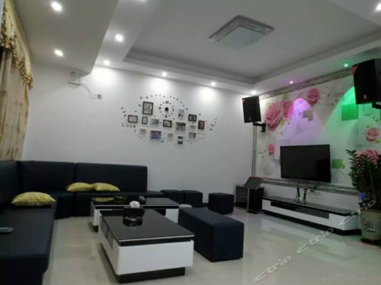 豪华五房KTV烧烤别墅