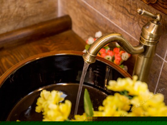 空调情缘星空圆床房