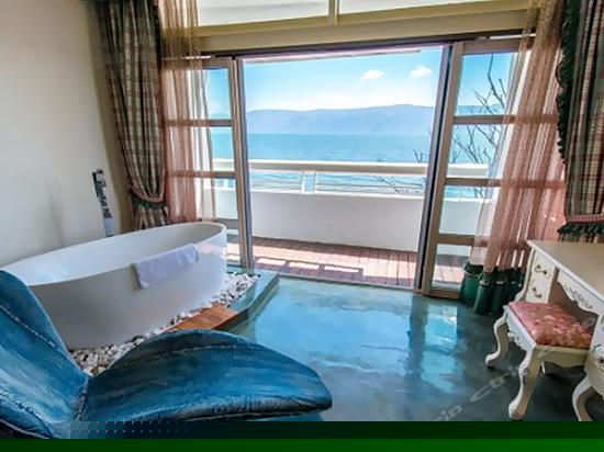 270°豪华美国乡村海景套房202号房