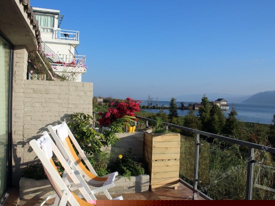 栖月间阳台海景房