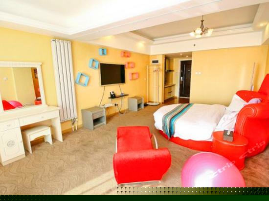 浪漫数码圆床房